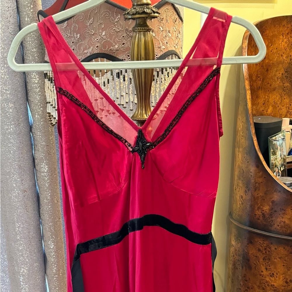 Plenty satin red midi dress size 4 with black velvet belt